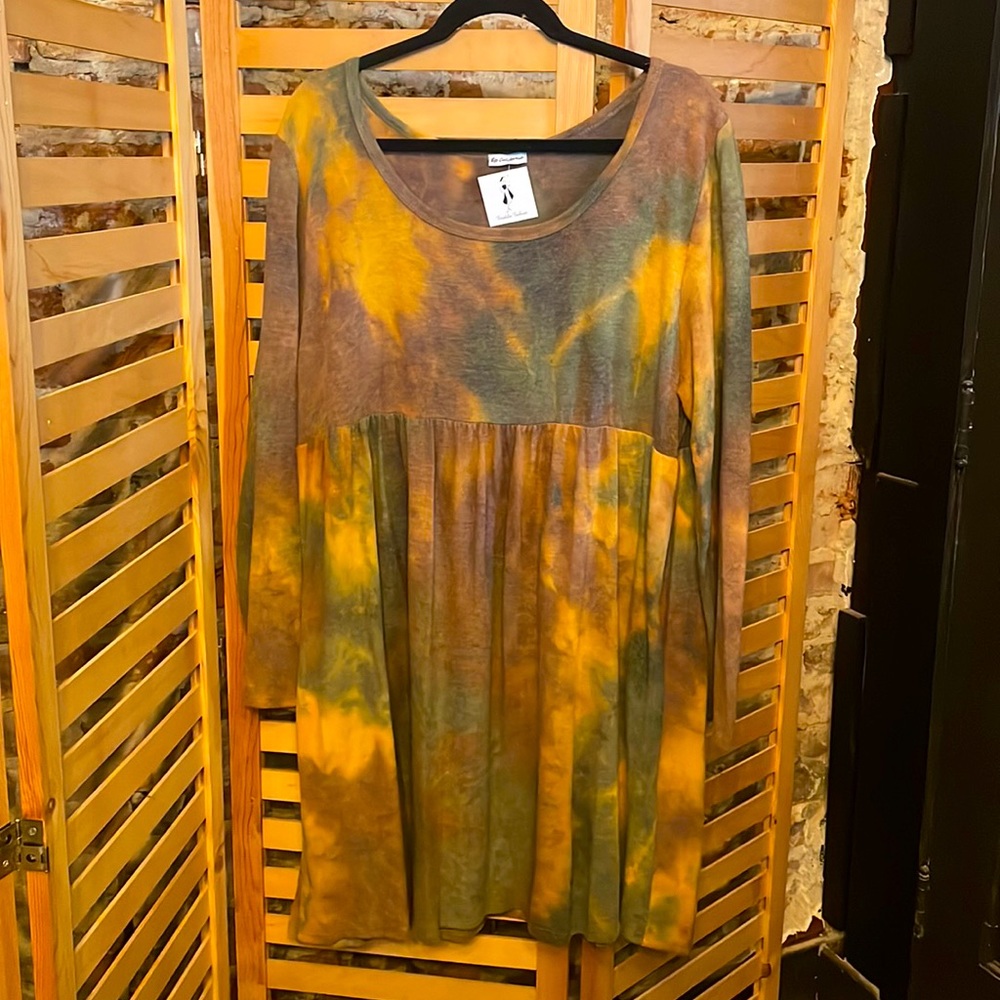 EGS California Plus Size Long Sleeve Dress